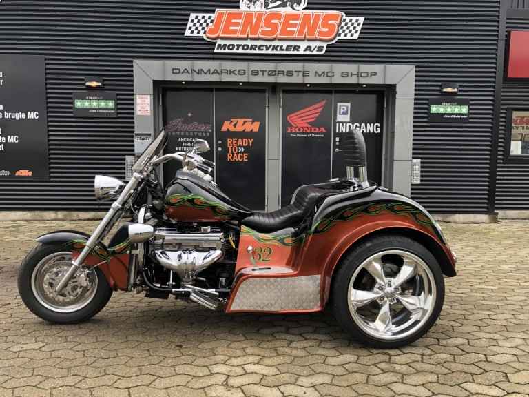 Boss Hoss V8