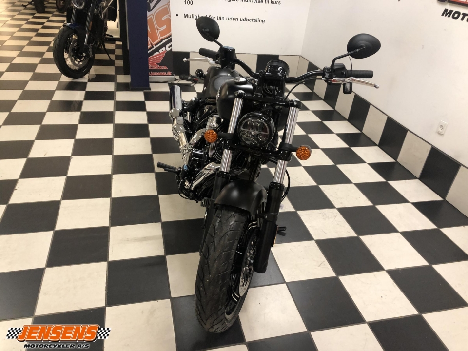 Indian Chief Dark Horse