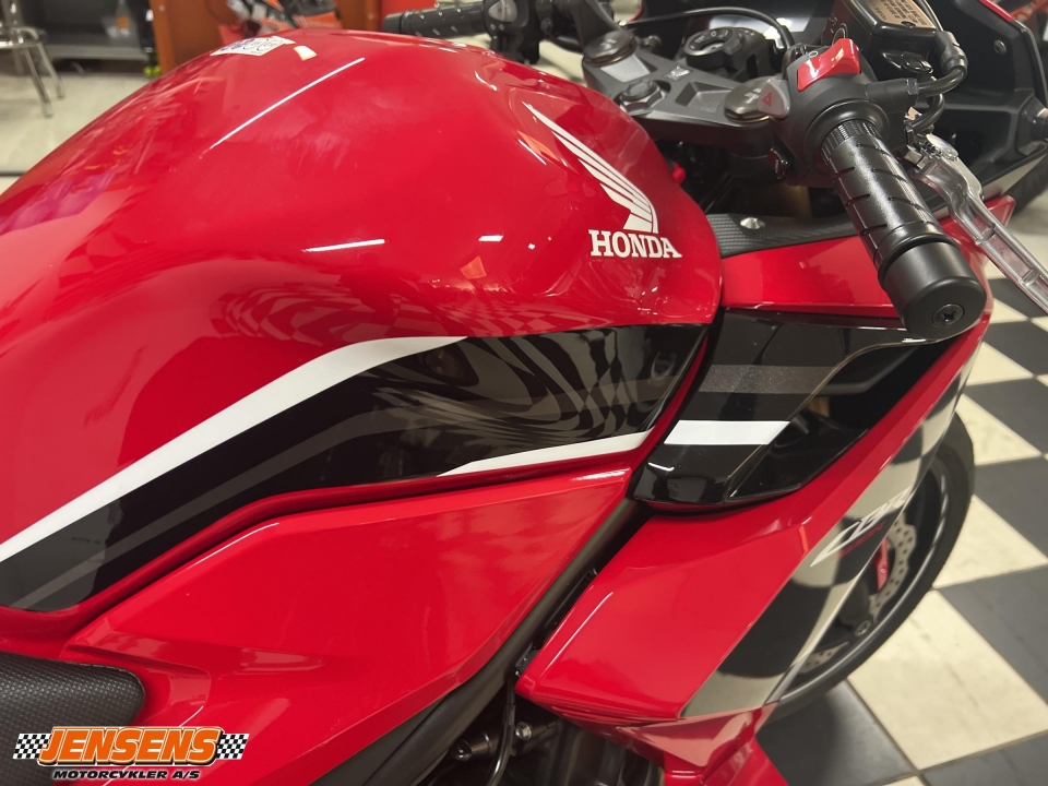 Honda CBR 500 RA
