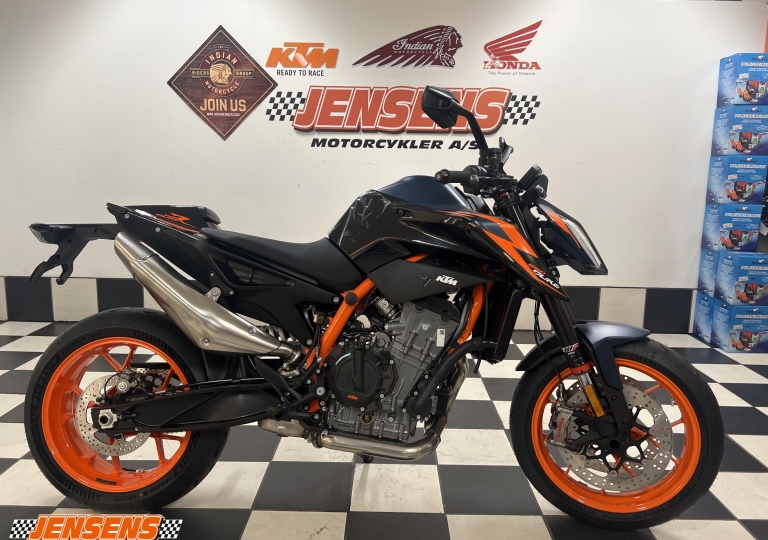 KTM 890 Duke R