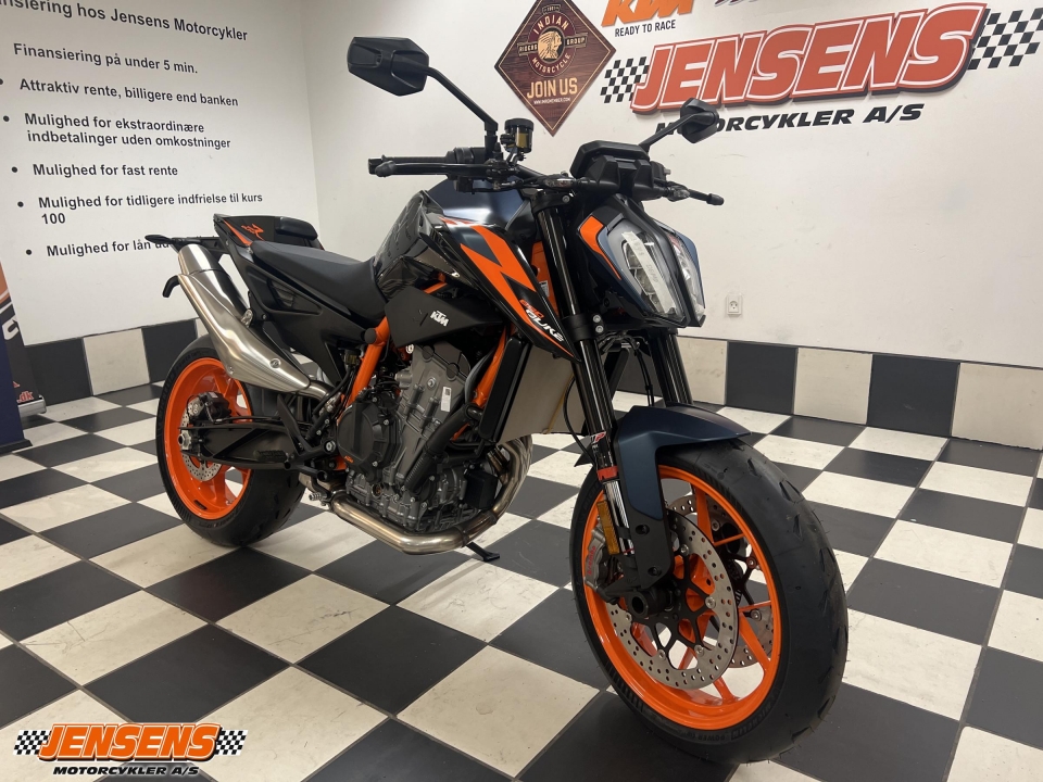 KTM 890 Duke R