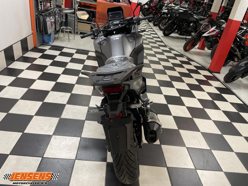 Honda NT 1100 D