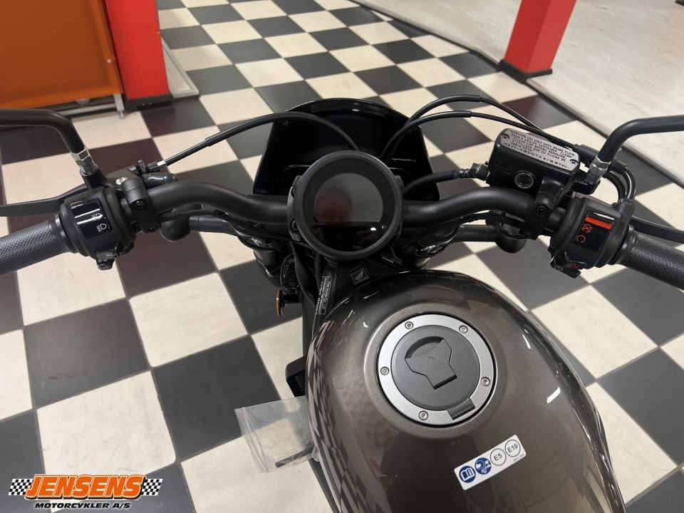 Honda CMX 500 Rebel S