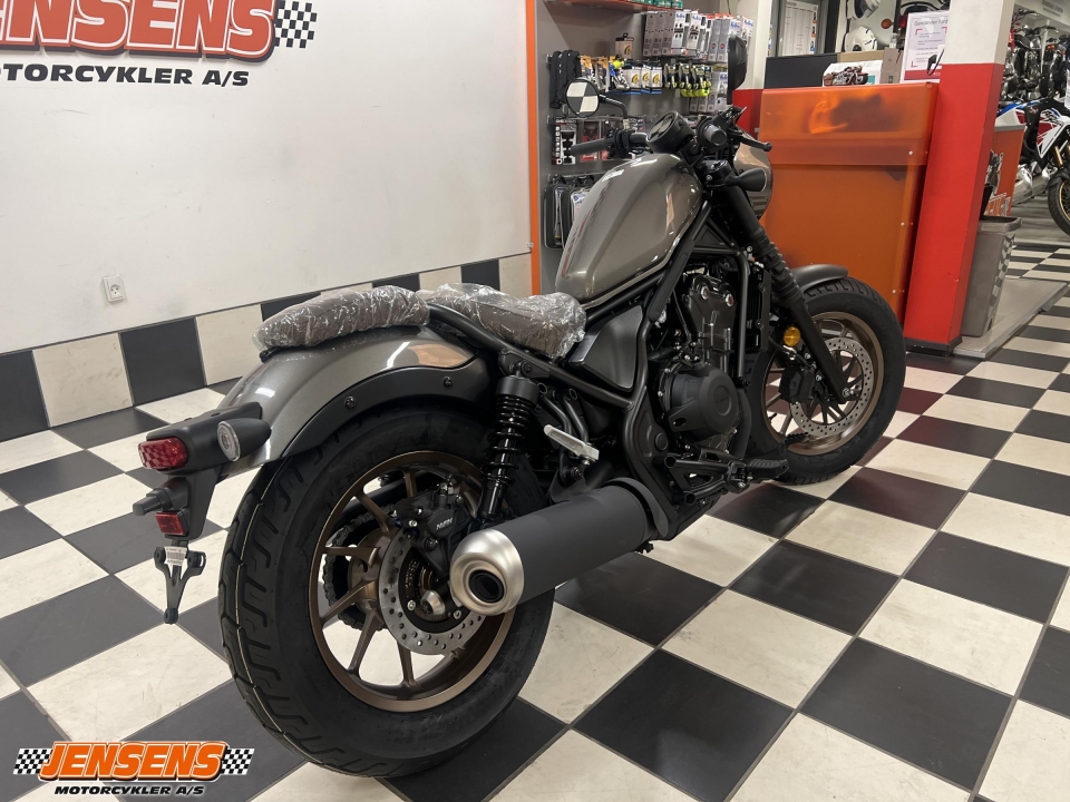 Honda CMX 500 Rebel S