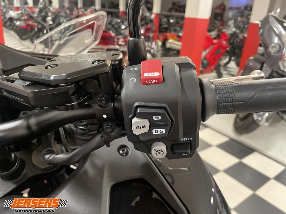 Honda NT 1100 D