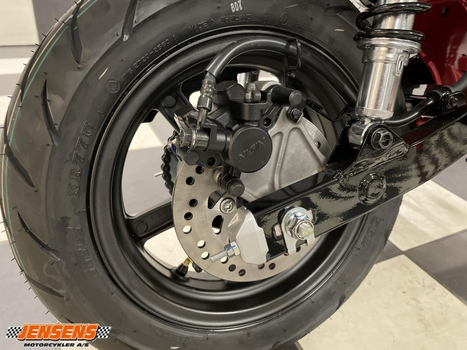 Honda ST 125 Dax