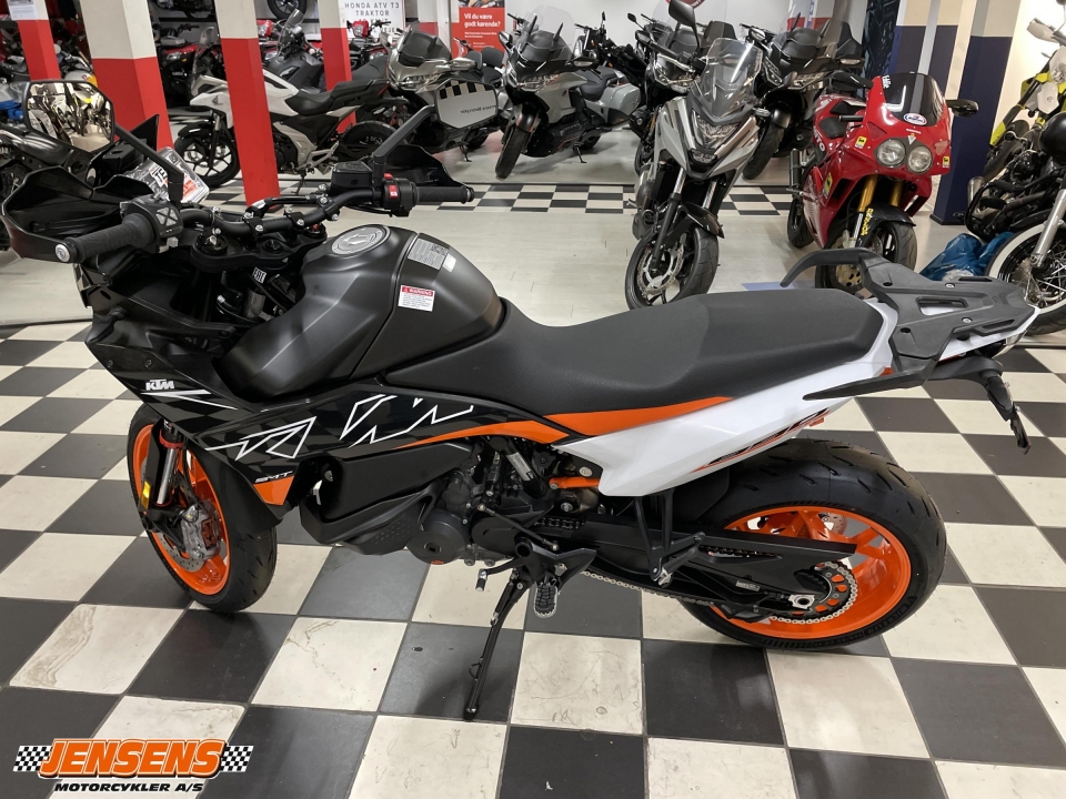 KTM 890 SMT