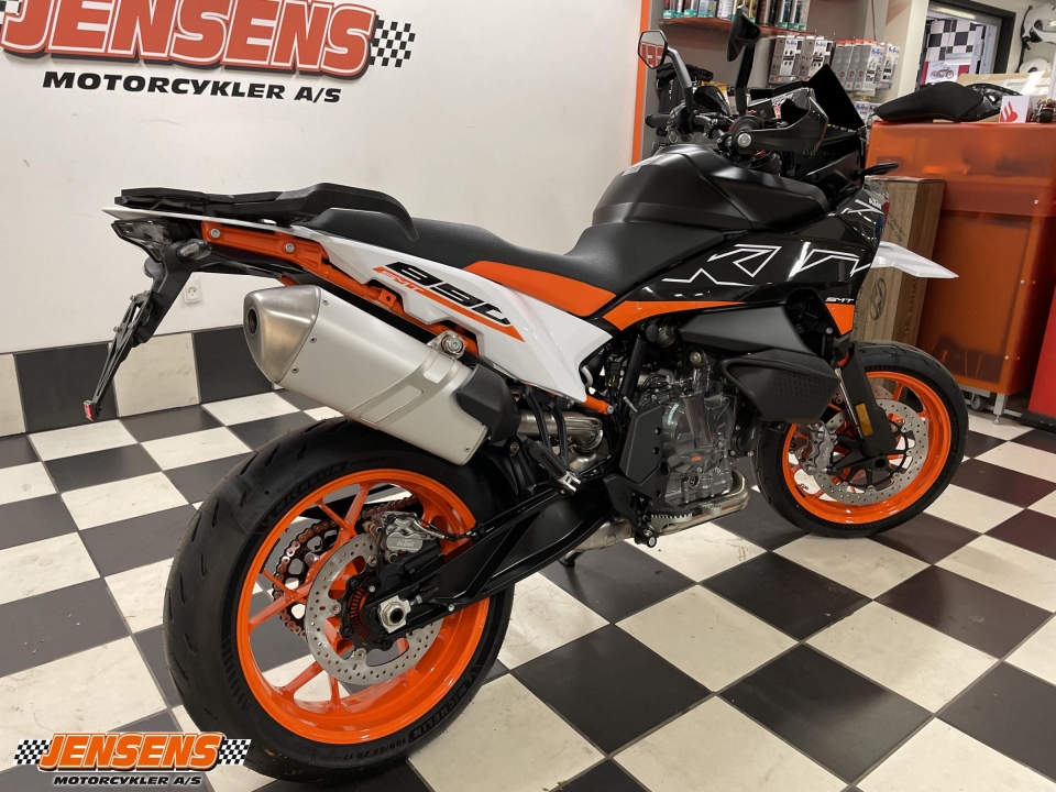 KTM 890 SMT