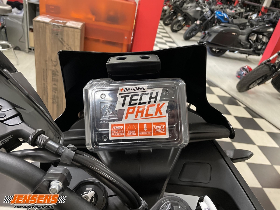 KTM 890 SMT