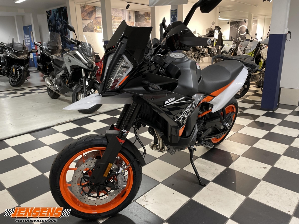 KTM 890 SMT