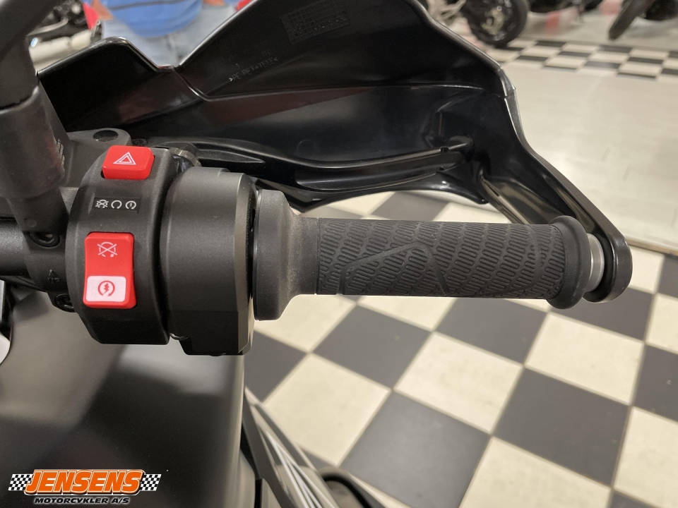 KTM 890 SMT