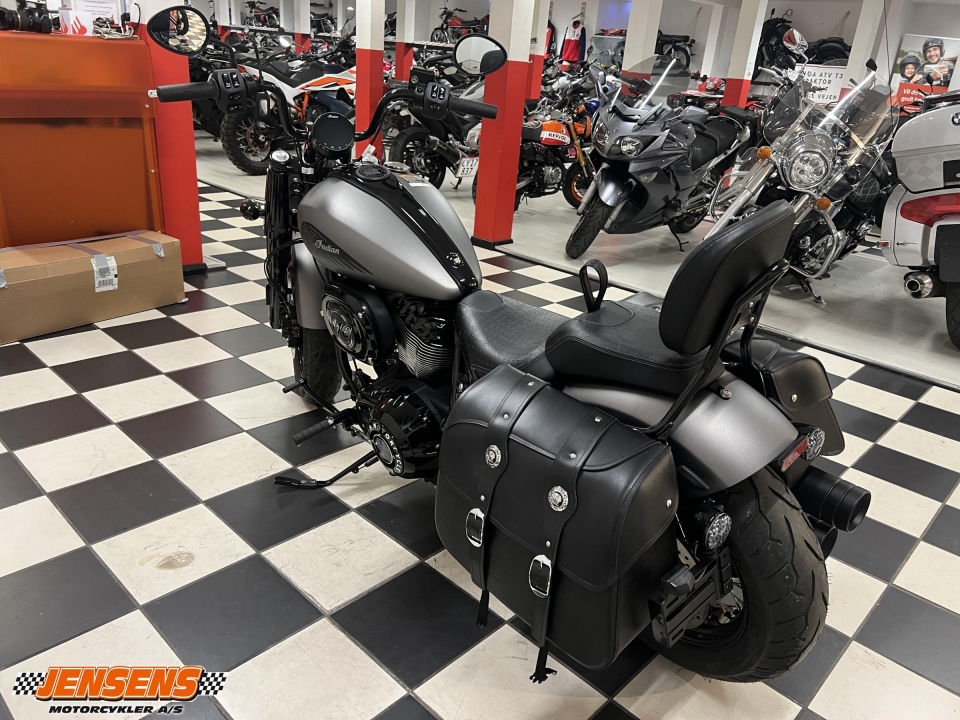 Indian Chief Bobber Dark Horse