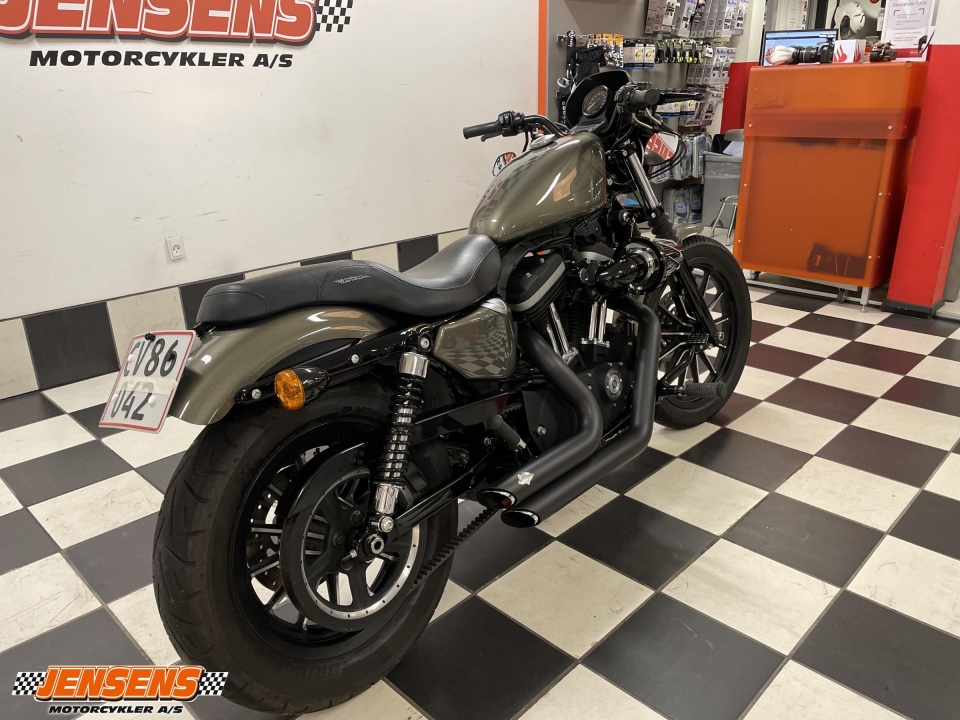 Harley-Davidson XL883N Iron 883