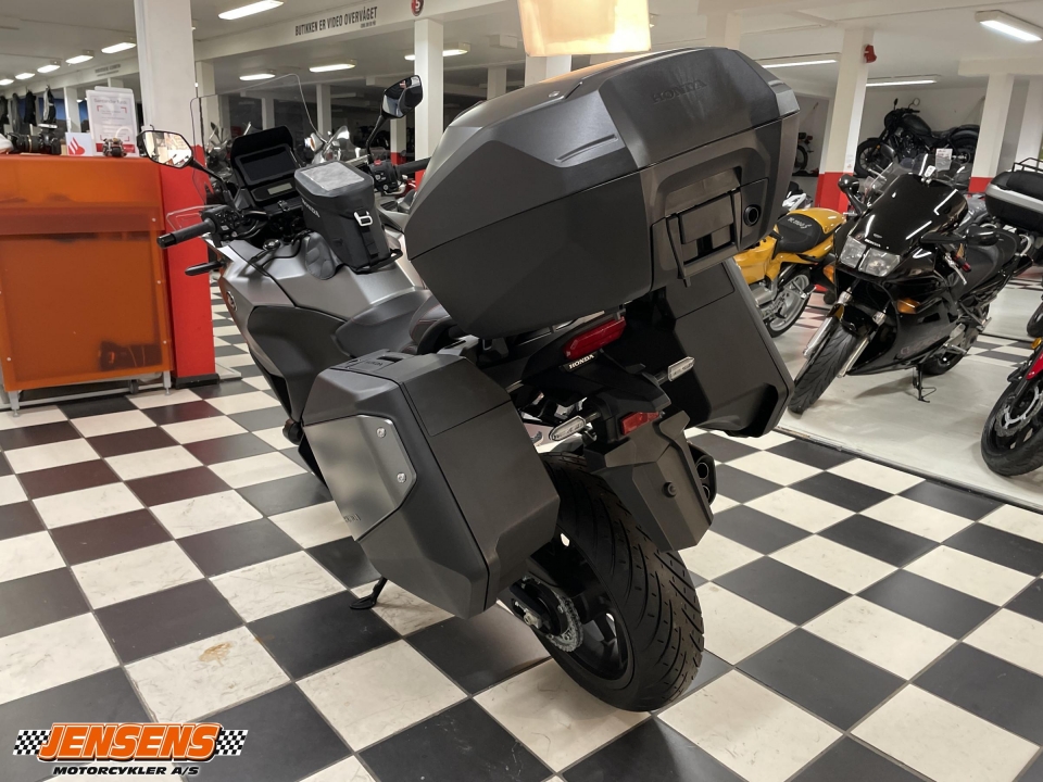 Honda NT 1100 D