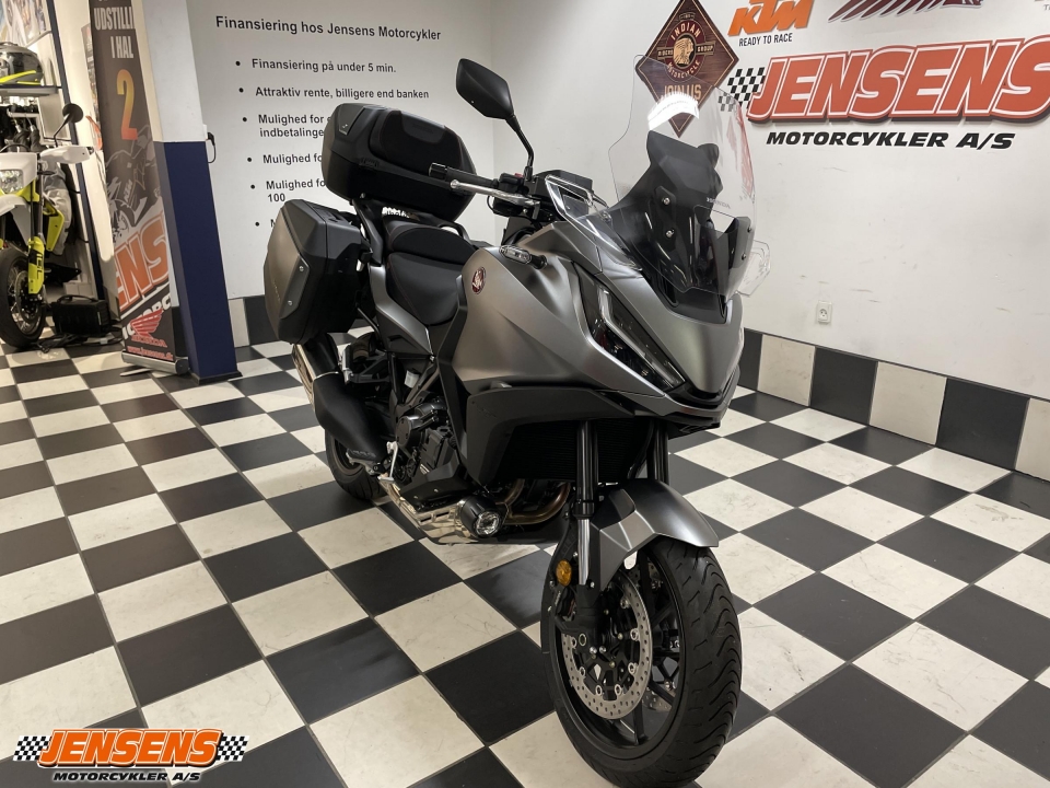 Honda NT 1100 D