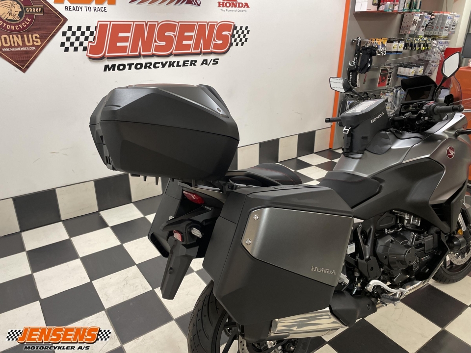 Honda NT 1100 D