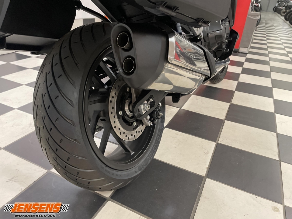 Honda NT 1100 D