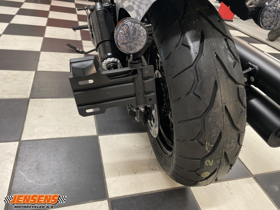 Indian Chief Bobber Dark Horse