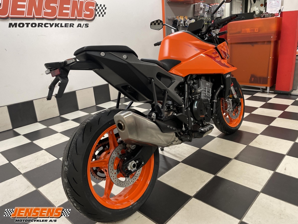 KTM 990 Duke