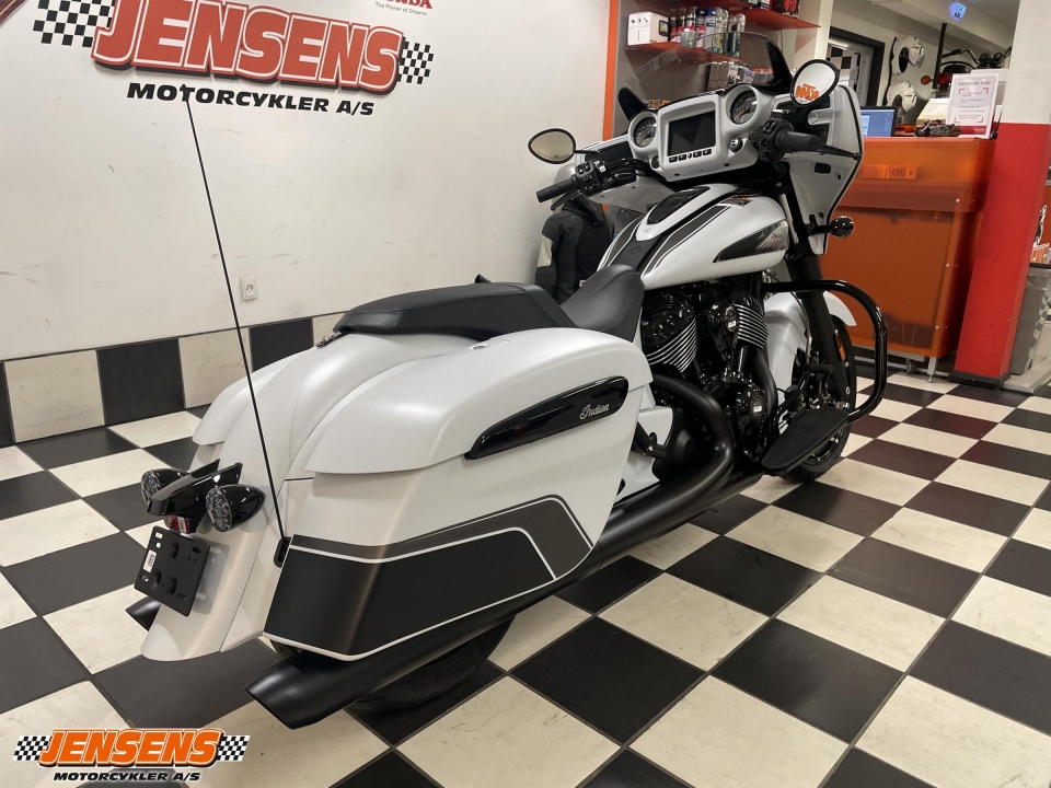 Indian Chieftain Dark Horse