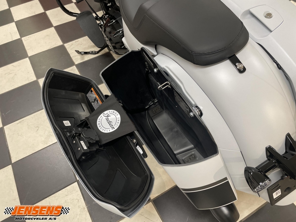 Indian Chieftain Dark Horse