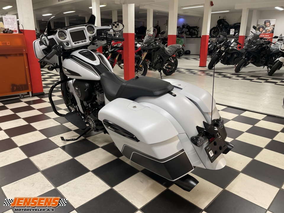 Indian Chieftain Dark Horse