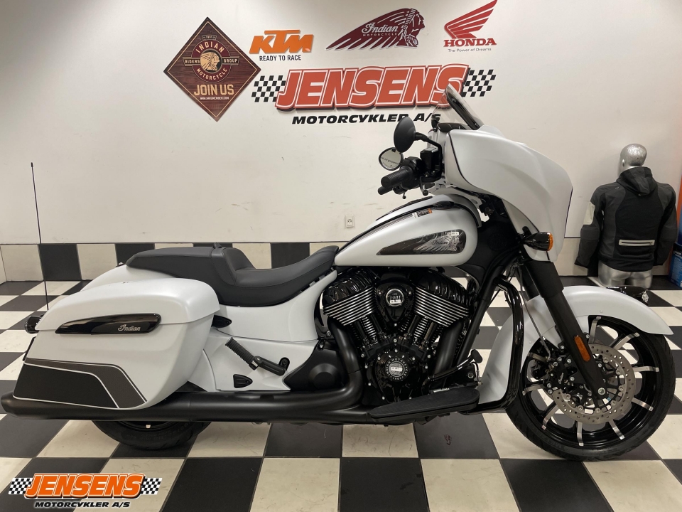 Indian Chieftain Dark Horse