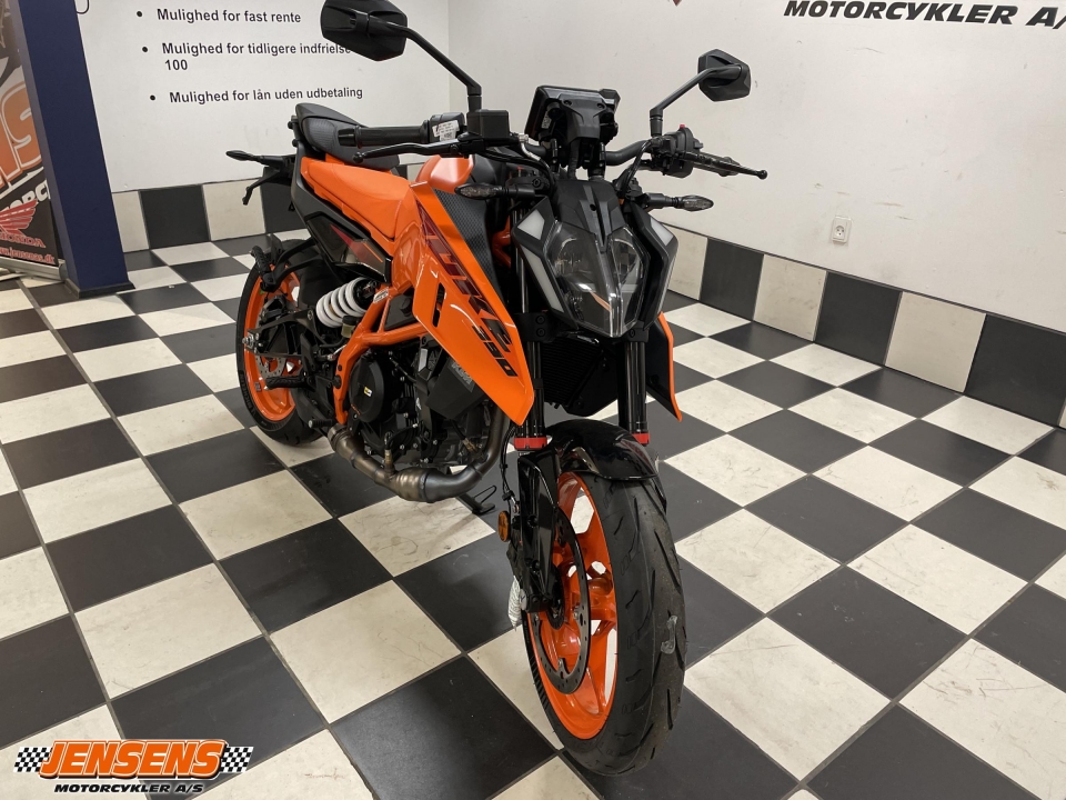 KTM 390 Duke