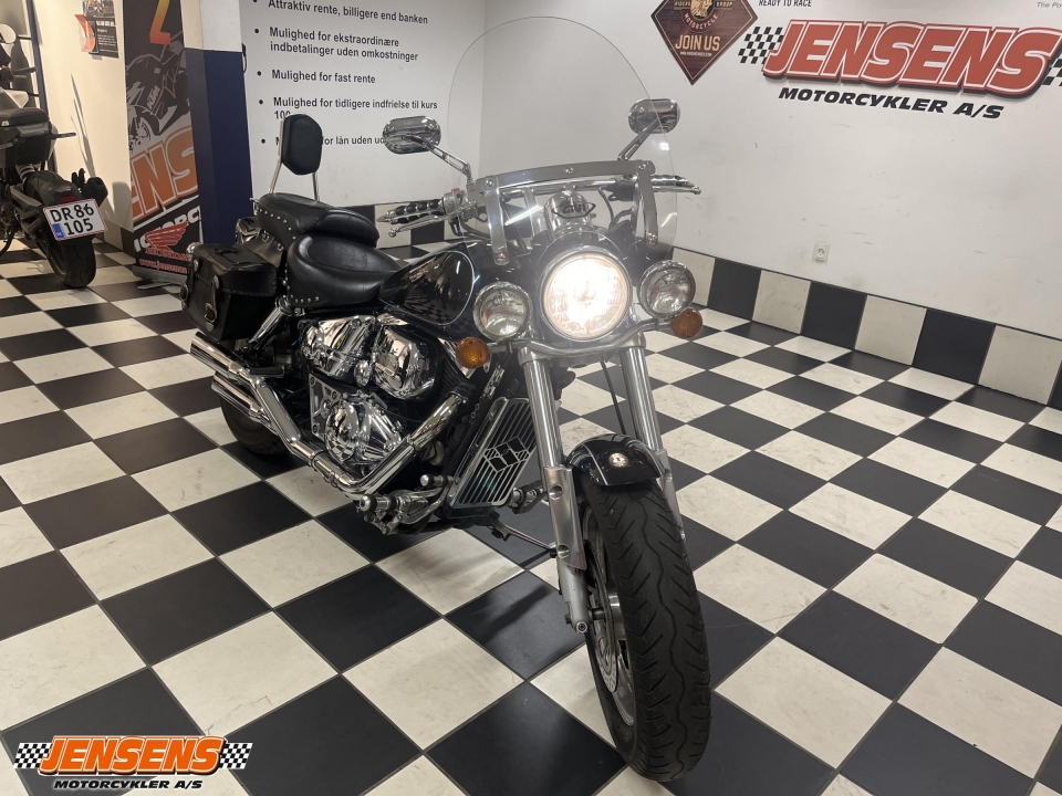 Suzuki VZ 800 Marauder