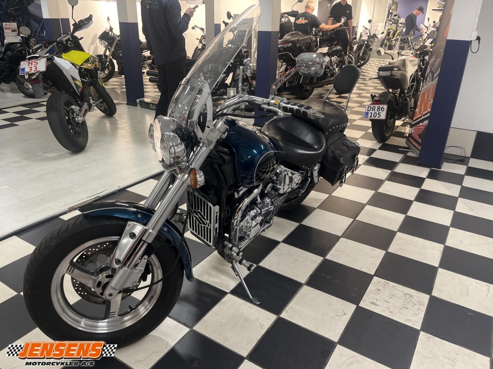 Suzuki VZ 800 Marauder