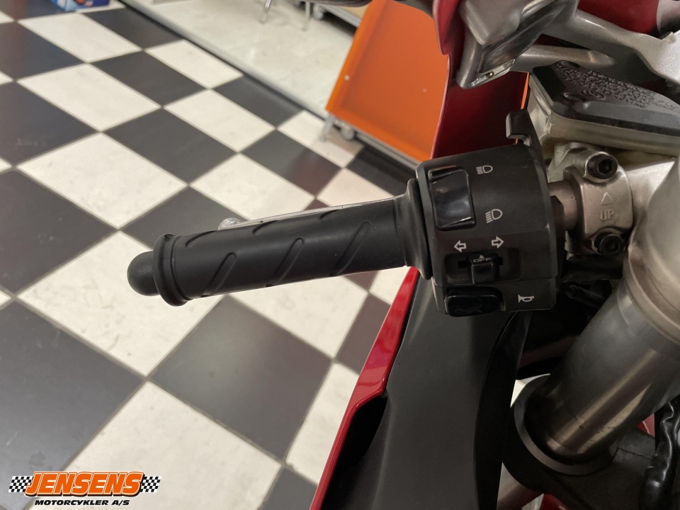 Ducati 999