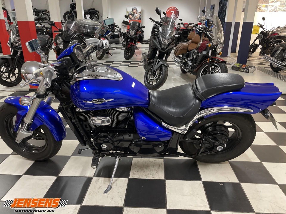 Suzuki VZ 800 Intruder