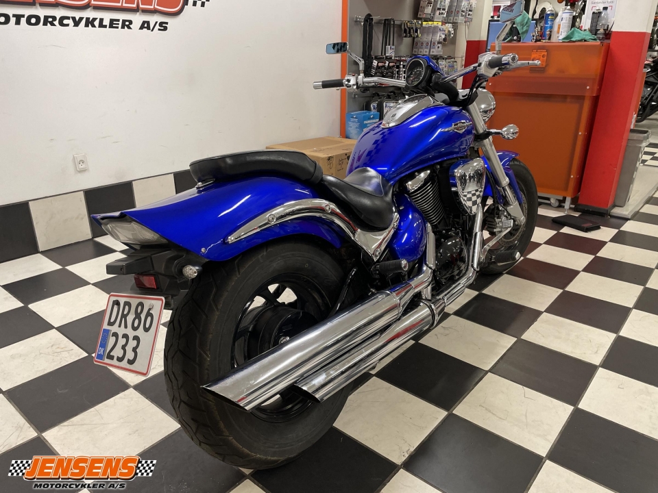 Suzuki VZ 800 Intruder