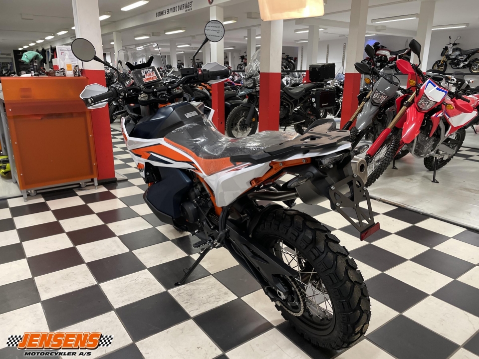 KTM 890 Adventure R