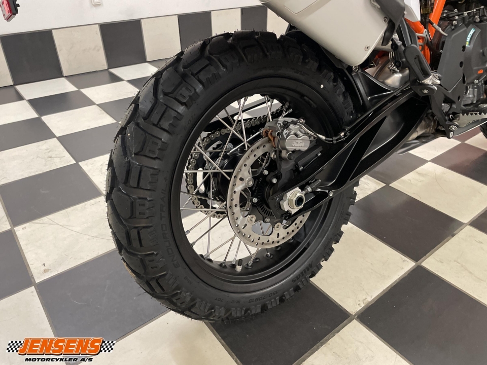 KTM 890 Adventure R