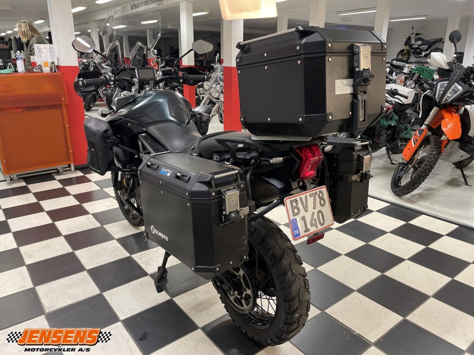 Triumph Tiger 800