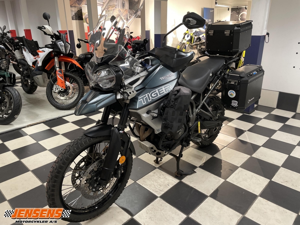 Triumph Tiger 800