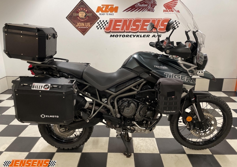 Triumph Tiger 800