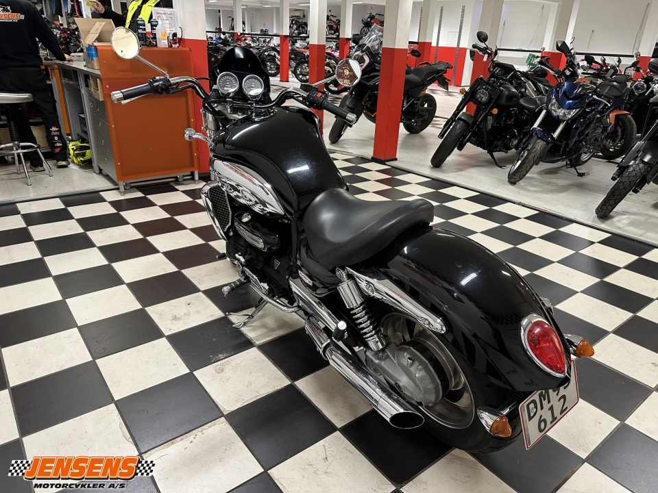 Triumph Rocket lll
