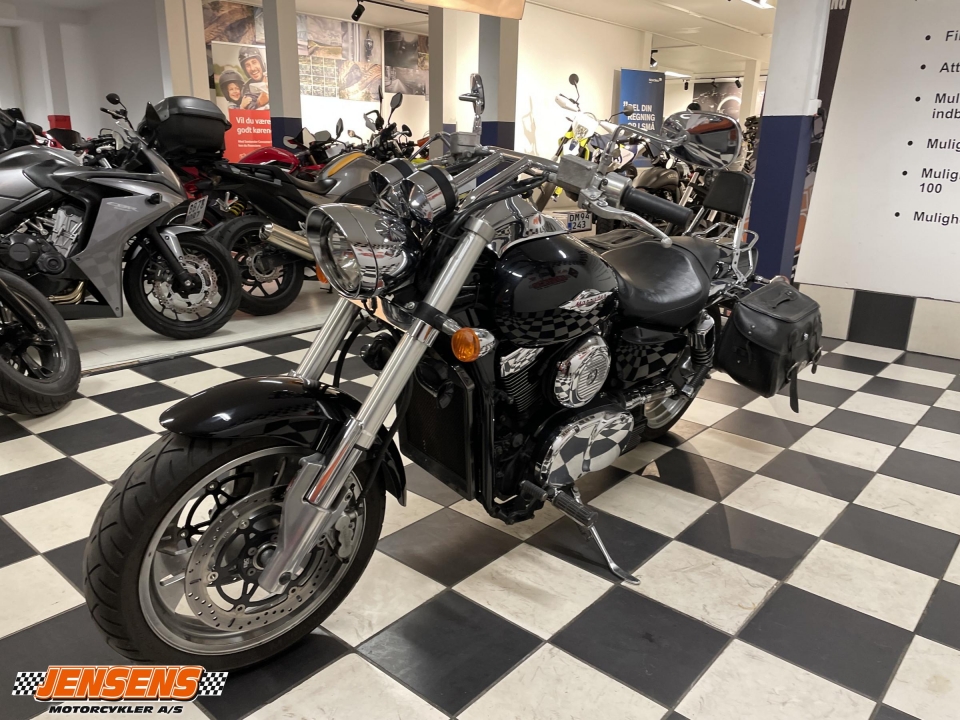 Suzuki VZ 1600 Marauder