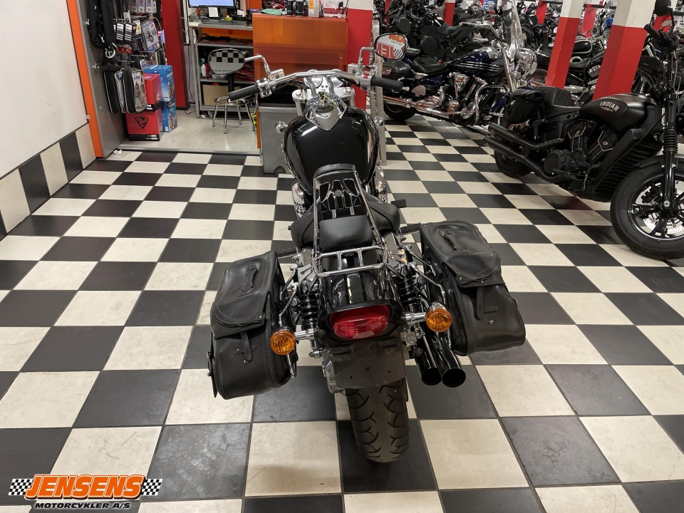 Suzuki VZ 1600 Marauder
