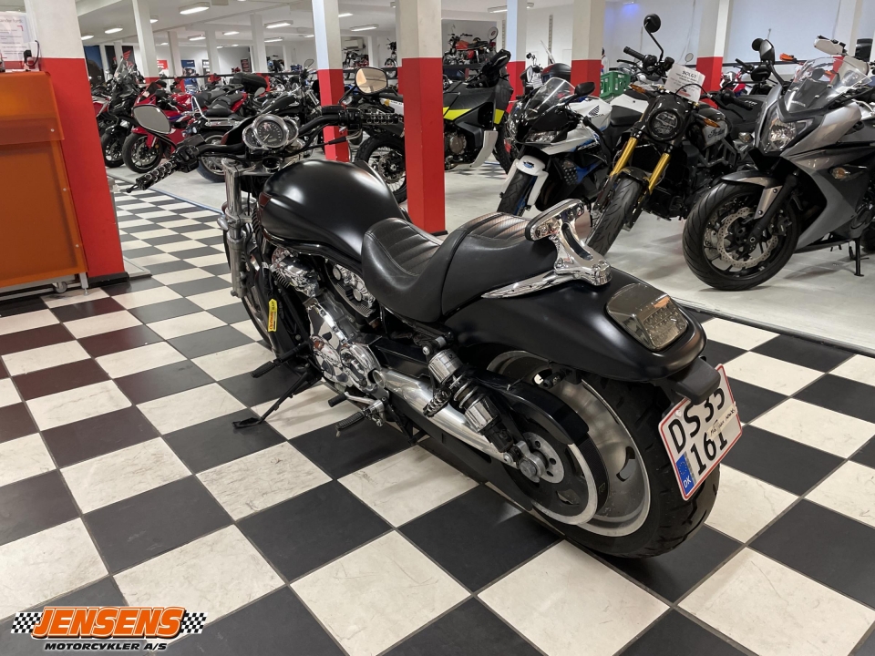Harley-Davidson VRSCD Night Rod