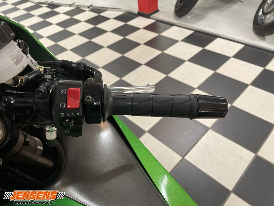 Kawasaki ZX12R