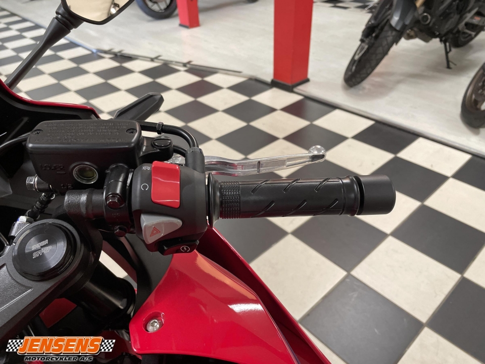 Honda CBR 500 RA