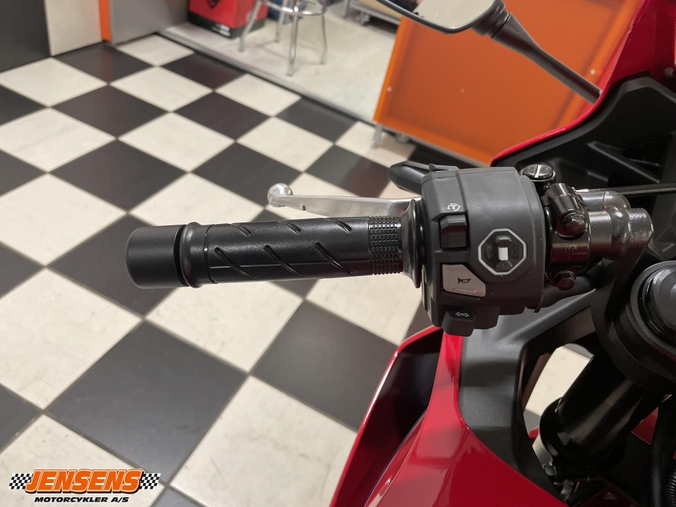 Honda CBR 500 RA