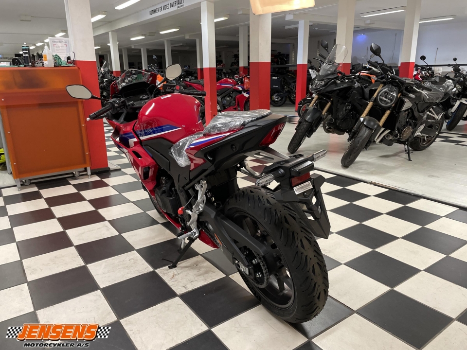 Honda CBR 500 RA