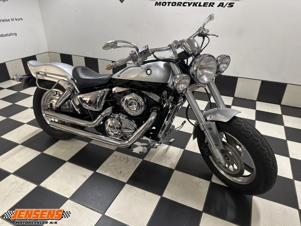 Suzuki VZ 800 Marauder