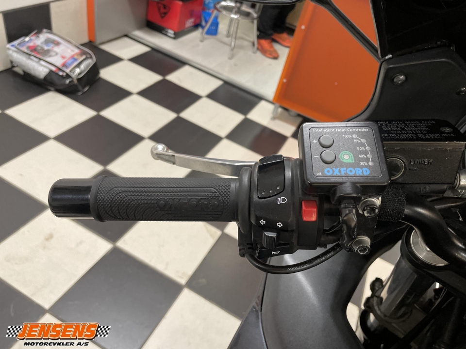 Suzuki GSX 1250 FA