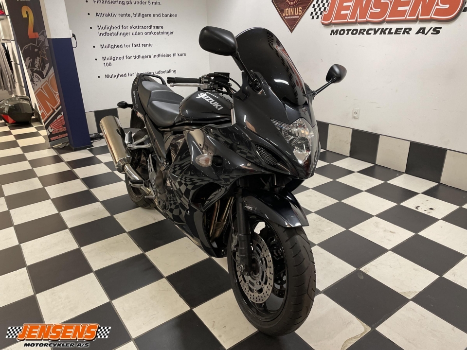 Suzuki GSX 1250 FA
