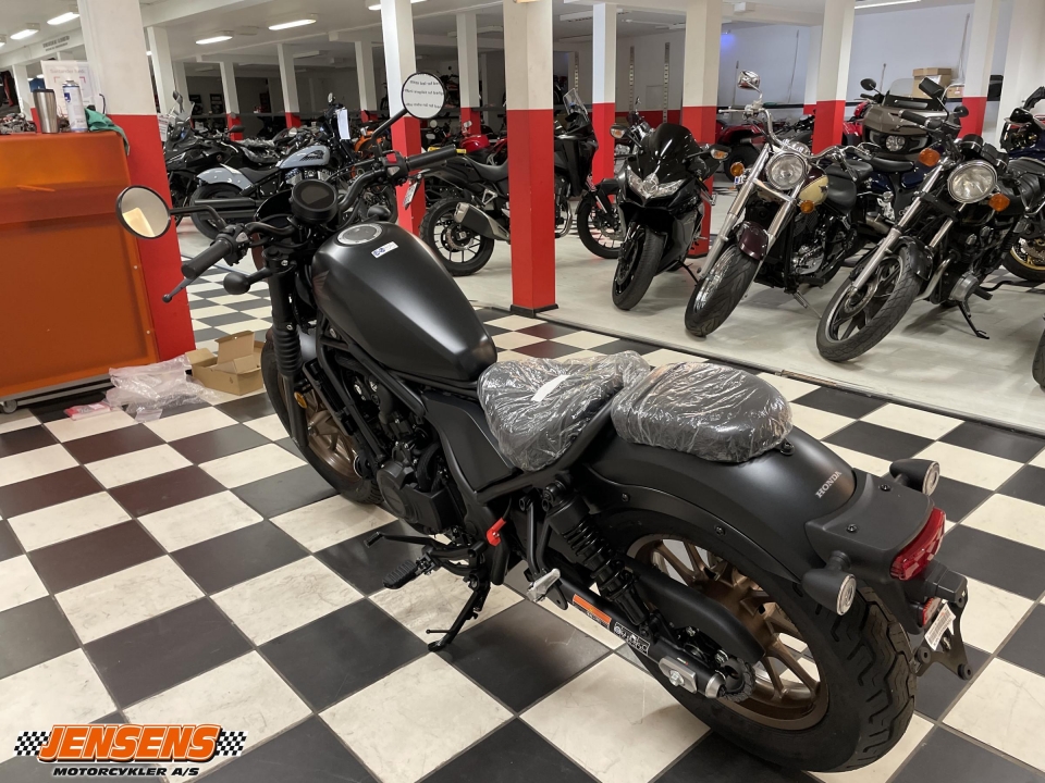 Honda CMX 500 Rebel S